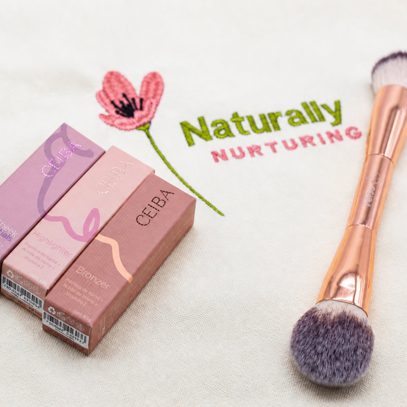 Set Makeup Essentials+ Brocha